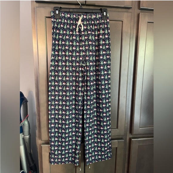 Vineyard Vines Holiday Festive Kids Pajama Bottoms (lot of 3) - Picture 6 of 7